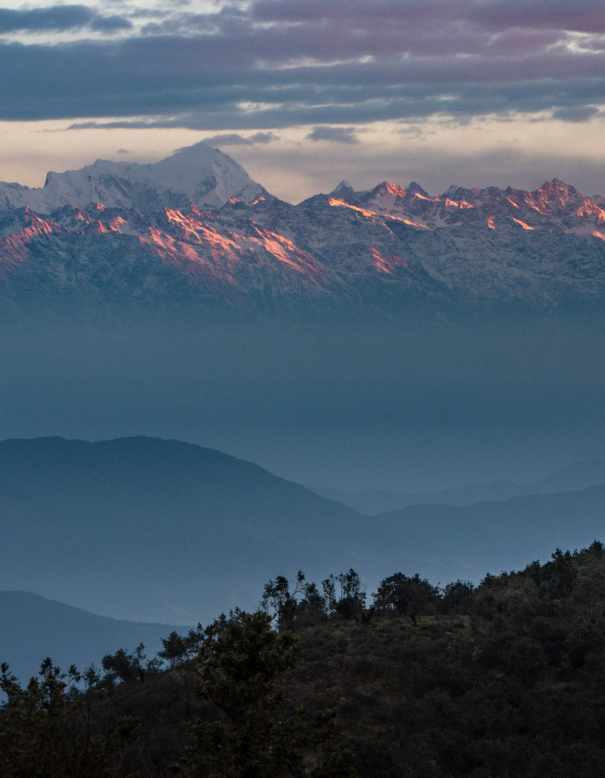 Himalayagebergte in Nepal – herkomst Shilajit